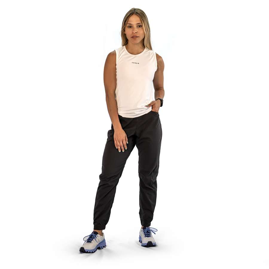 Black - Tatoo Jogger Air Mujer