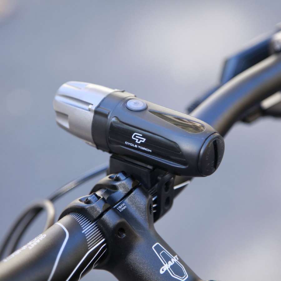  - Cycle Torch Shark 550R Bike Light Set