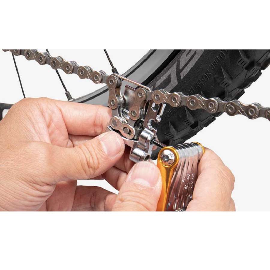  - Topeak Mini P30 Multi-Tool
