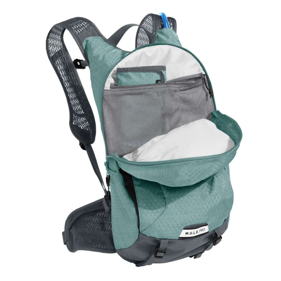  - CamelBak Women's M.U.L.E. Pro 14 100 oz (3 lt)