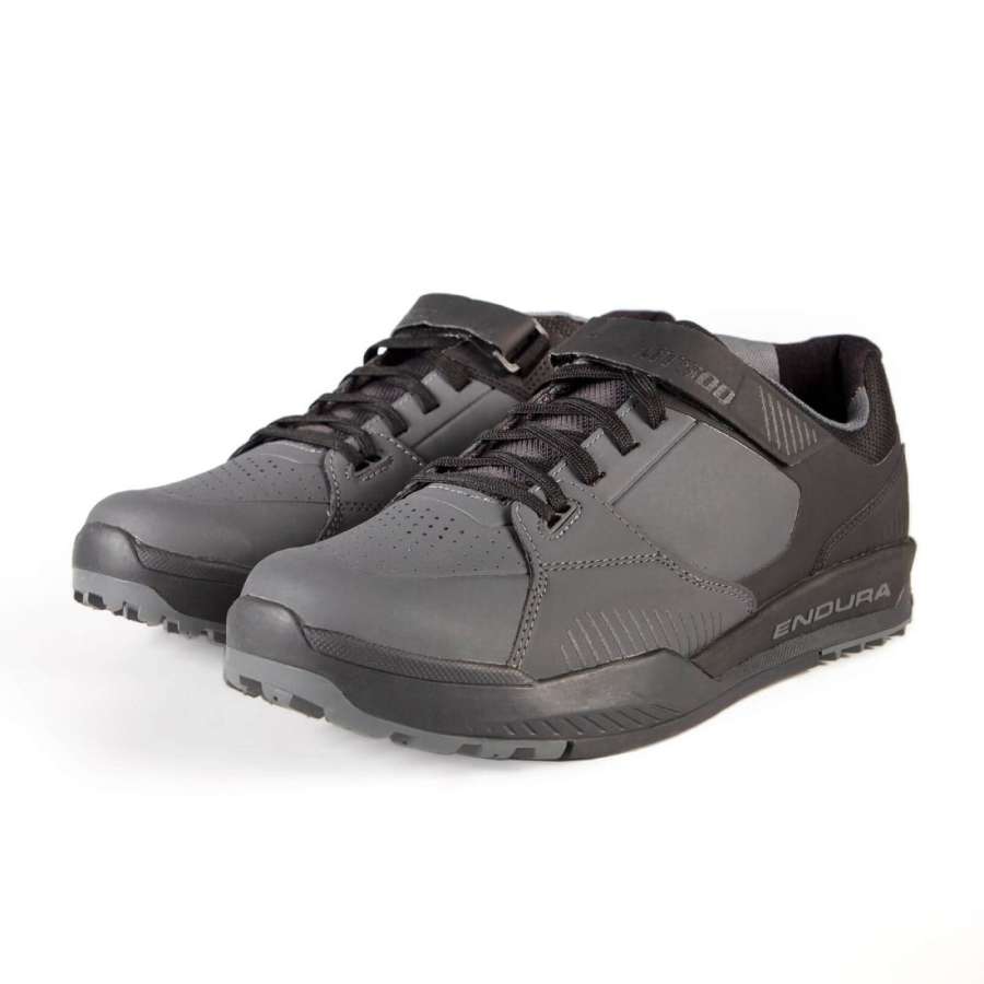 Black - Endura MT500 Burner Clipless Shoe
