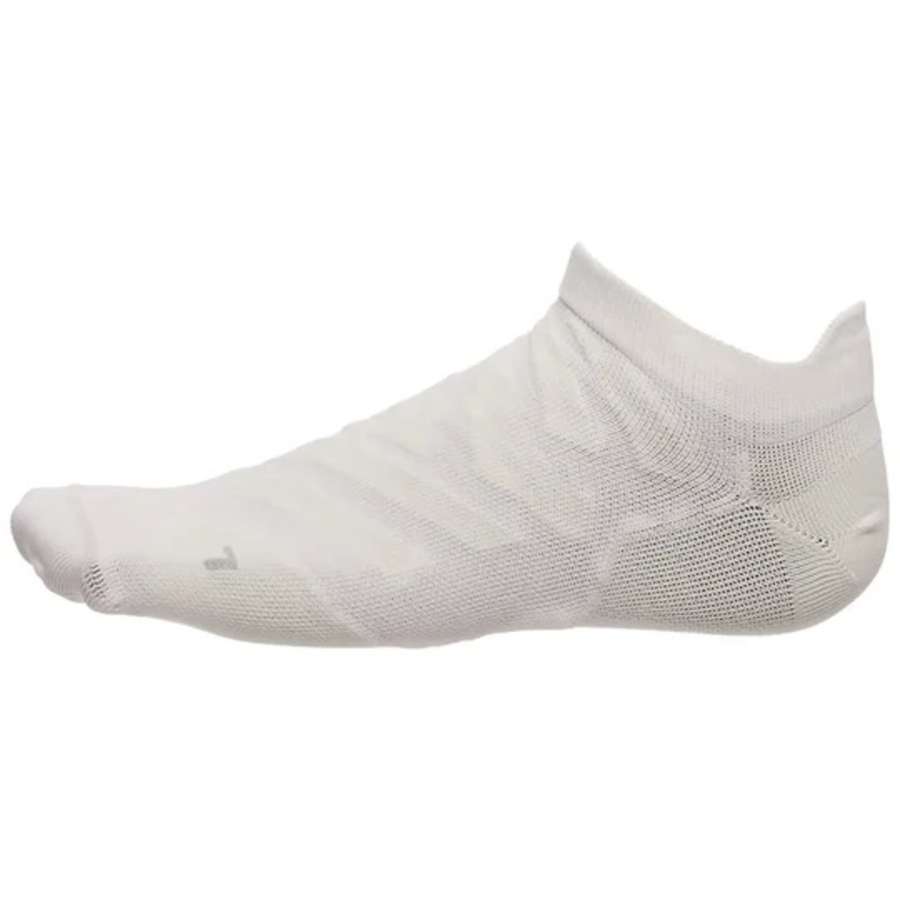 White - On Running Performance Low Sock M´s