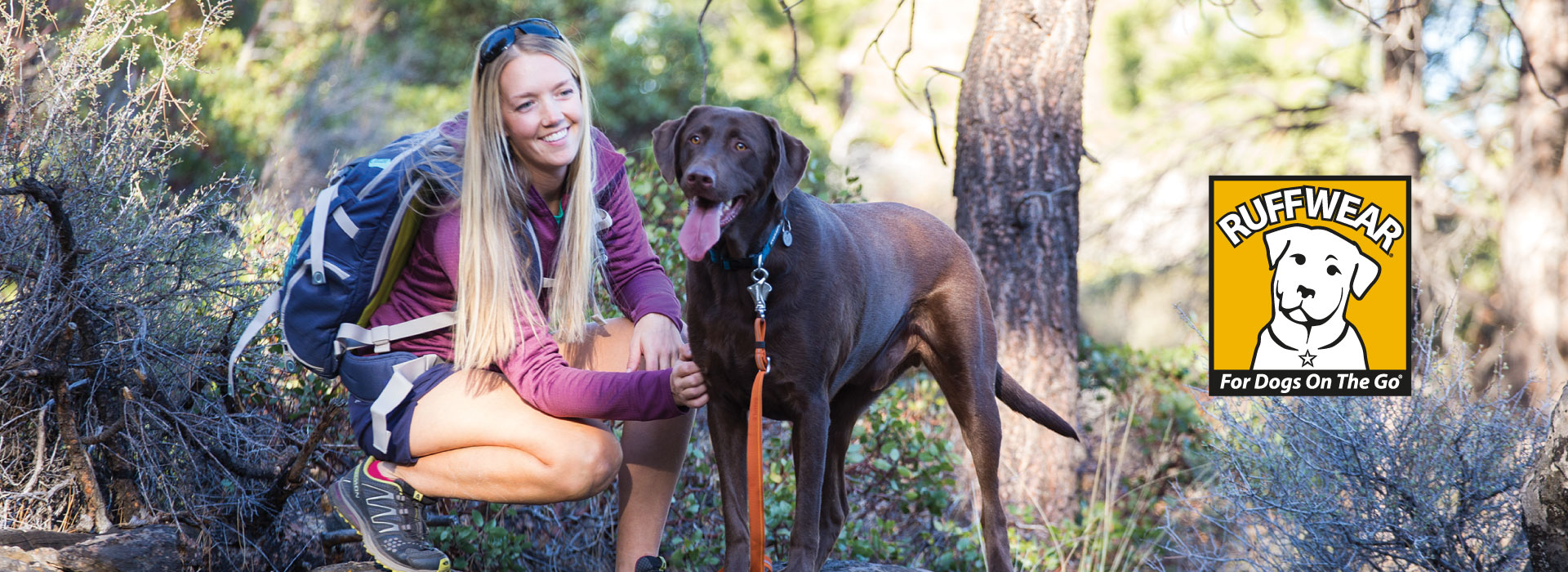 Ruffwear fabrica accesorios para perros avetureros, perros extremos y deportistas:  collares, correas, botas, mochilas y arneses para perro.